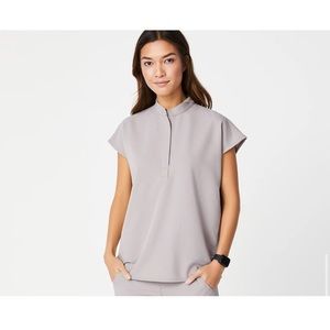 FIGS scrub Rafaela top SLATE extra Small